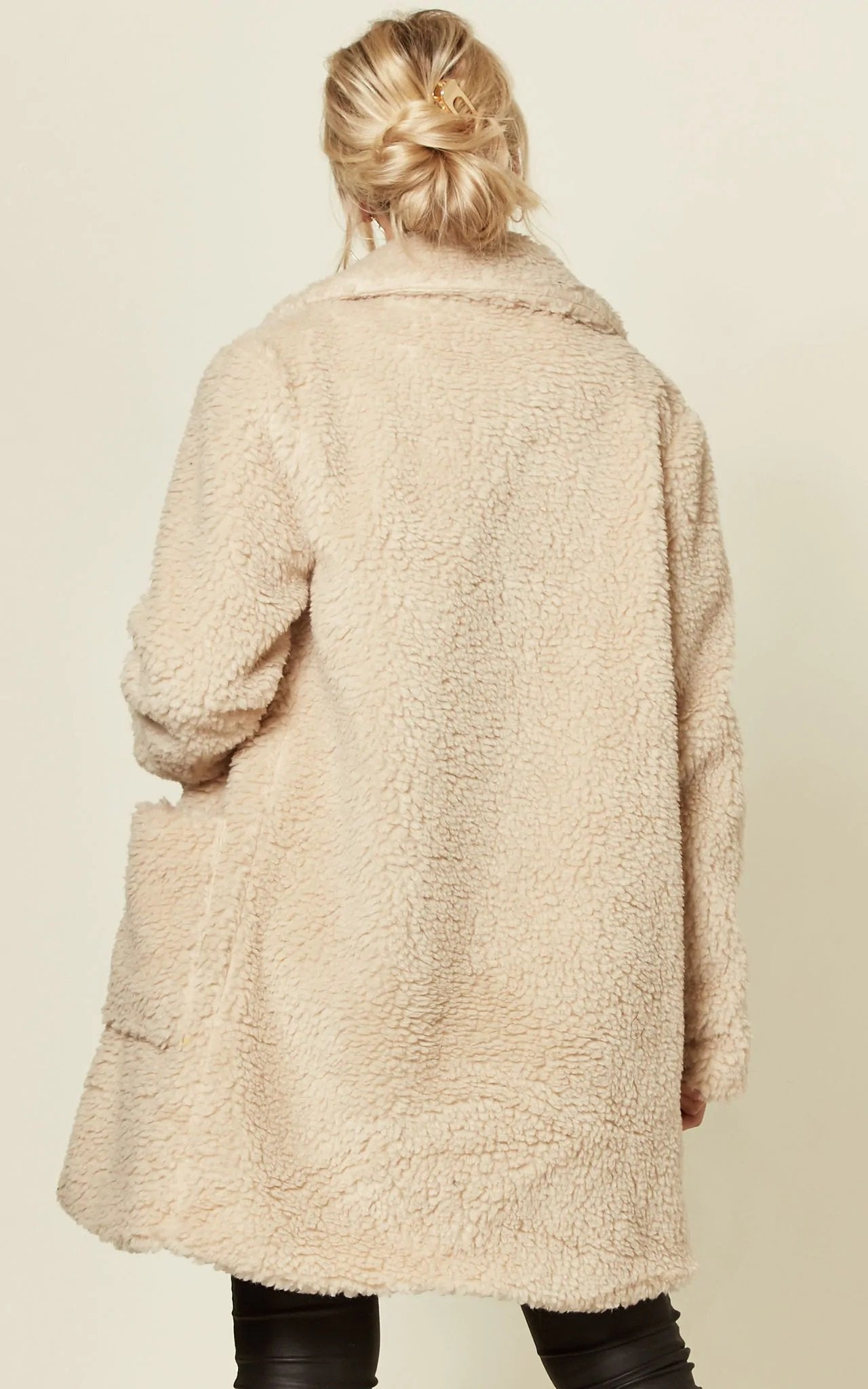 Stud Button Borg Teddy Coat (1905) Rose Eleusis