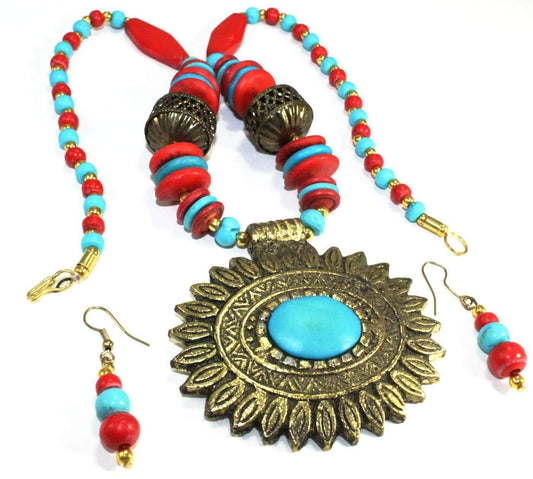 Flower Medallion Boho Necklace & Earrings Set Silver Hestia