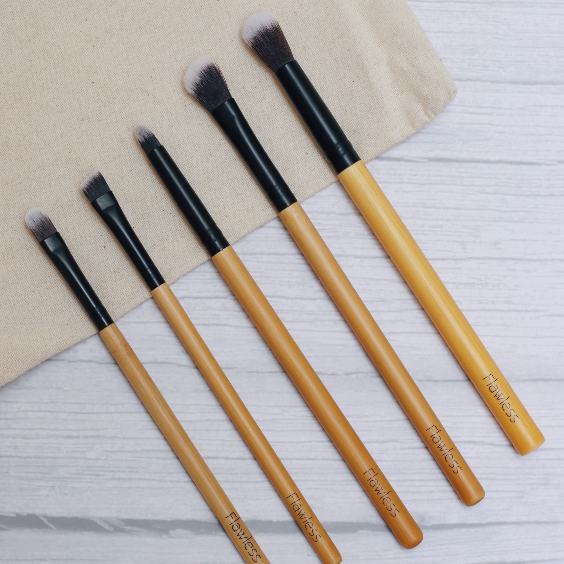 Makeup Brush Set - Beautiful Eyes Amaranth Helios