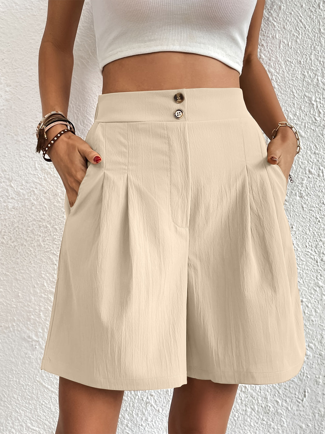 Pocketed Half Elastic Waist Shorts Trendsi