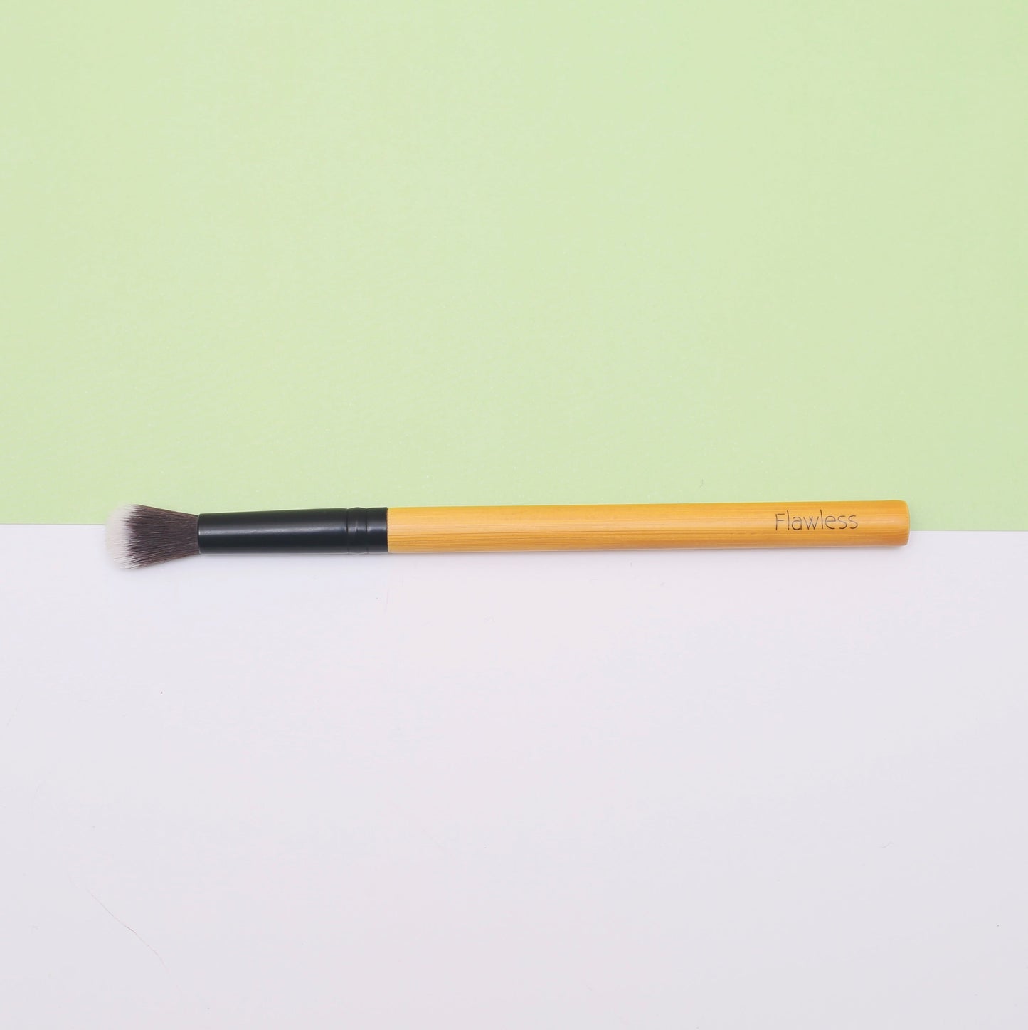 THE Bamboo Blending Makeup Brush Amaranth Helios