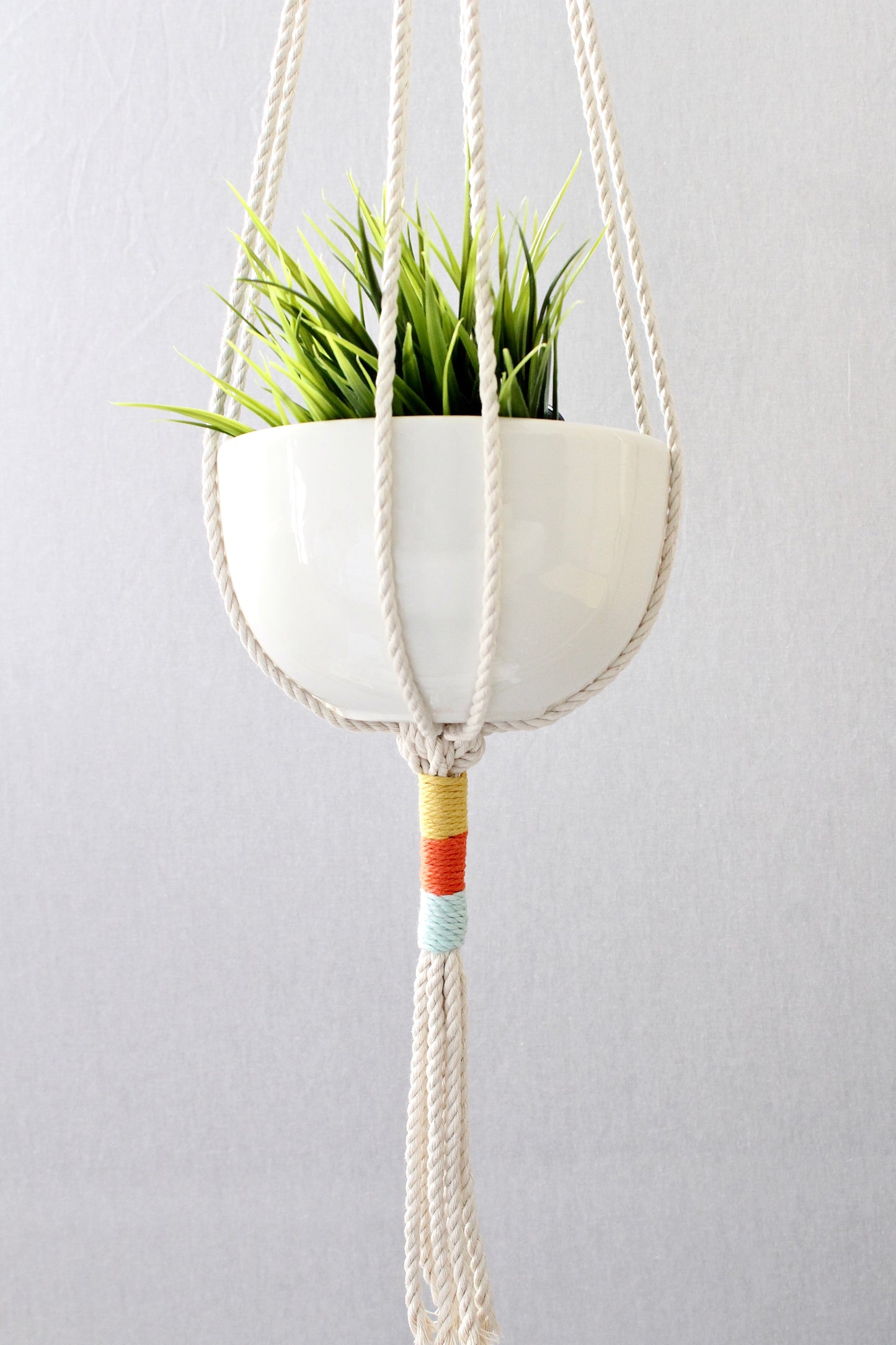 Macrame Plant Hanger, Hanging Planter, Color Block Silver Simba