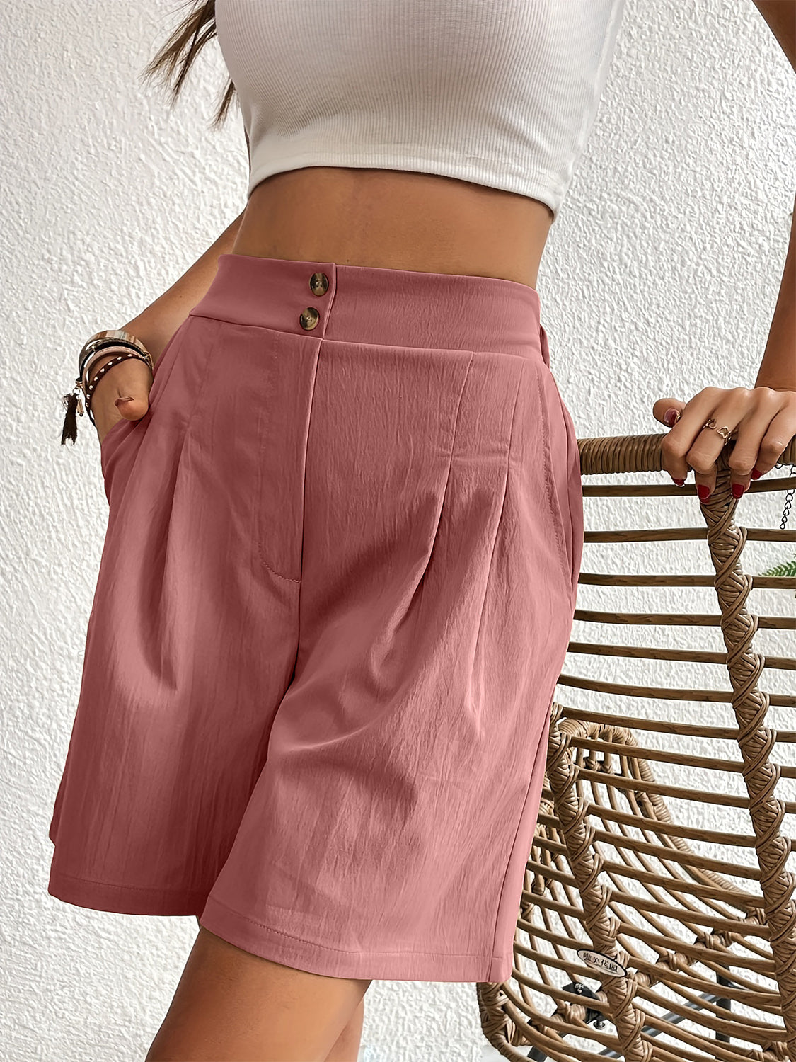 Pocketed Half Elastic Waist Shorts Trendsi