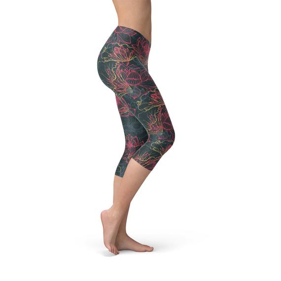 Womens Floral Lotus Capri Leggings Maroon Sooty