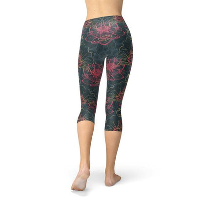 Womens Floral Lotus Capri Leggings Maroon Sooty